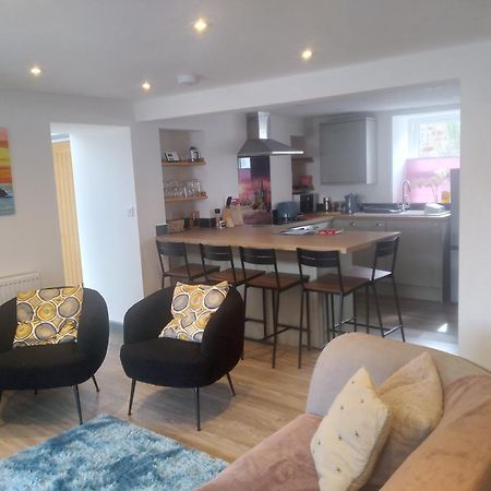 Sam'S Retreat Villa Hayle Ngoại thất bức ảnh
